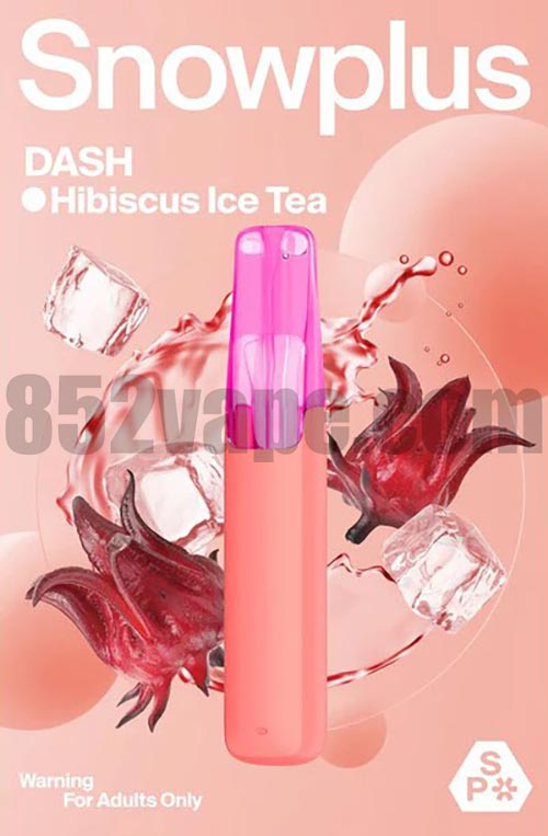粉紅色的 Snowplus DASH 一次性電子煙 (4000口, 7.5ML, 3%, 530mAh)矗立在飛濺的木槿花和冰塊前，柔和的粉紅色背景上有文字「Snowplus DASH Hibiscus Ice Tea」。下方出現成人專用警告。. 電子煙 vape